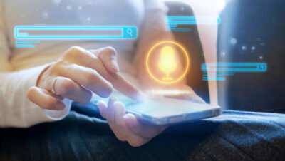 SEO e pesquisa por voz: entenda como essa tecnologia está remodelando estratégias de conteúdo e ranqueamento para o sucesso do seu negócio.