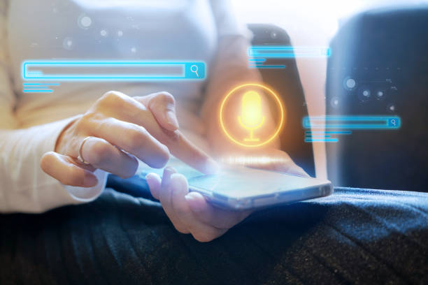 SEO e pesquisa por voz: entenda como essa tecnologia está remodelando estratégias de conteúdo e ranqueamento para o sucesso do seu negócio.