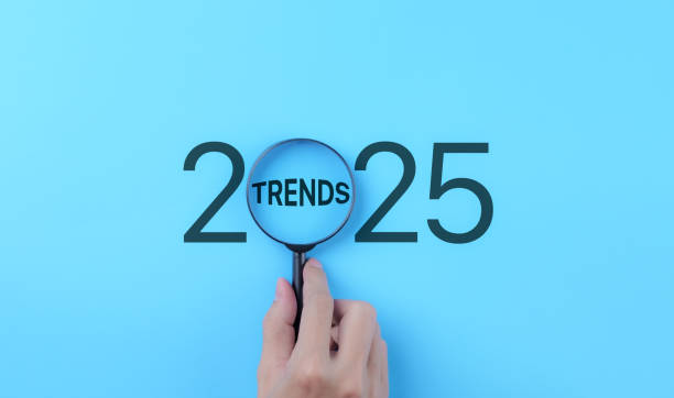 Microtendências no marketing digital 2025: saiba como elas impactam as estratégias para atrair, engajar e converter seu público.